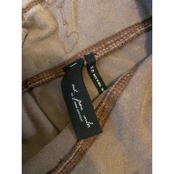 OUT FROM UNDER Aria Seamed Flare Pant *AS-IS - Picture 6 of 6